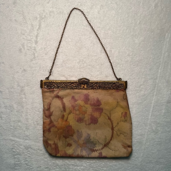 Antique Handbags - Antique 1920s Dutch Tapestry Floral Metal Frame Purse Clutch Bag